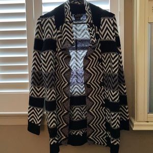 Lucky brand Aztec print sweater size small